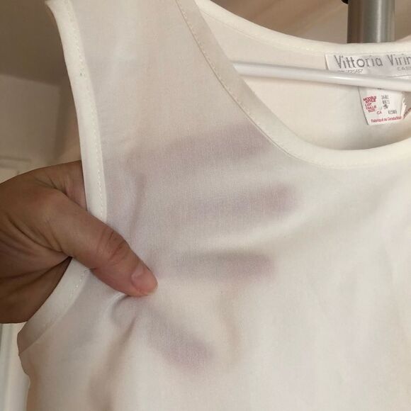 Vittoria‎ VIRINI Vintage White Sleeveless Lightly Sheer Classic Blouse Sz S - Picture 3 of 4